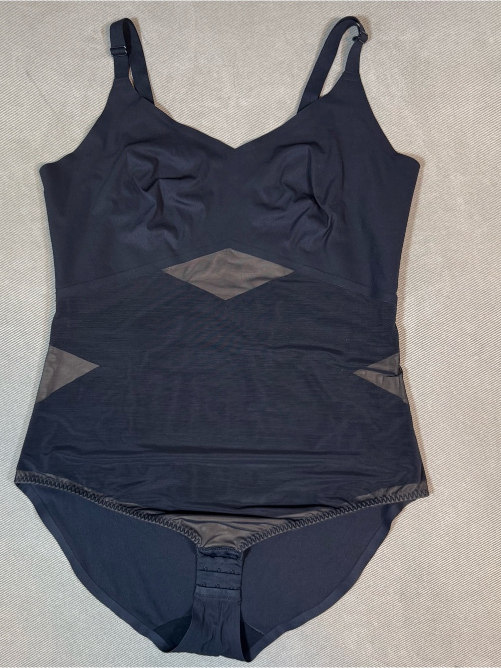 Honeylove Runway Liftwear Cami Bodysuit Shapewear Size 3XL Black